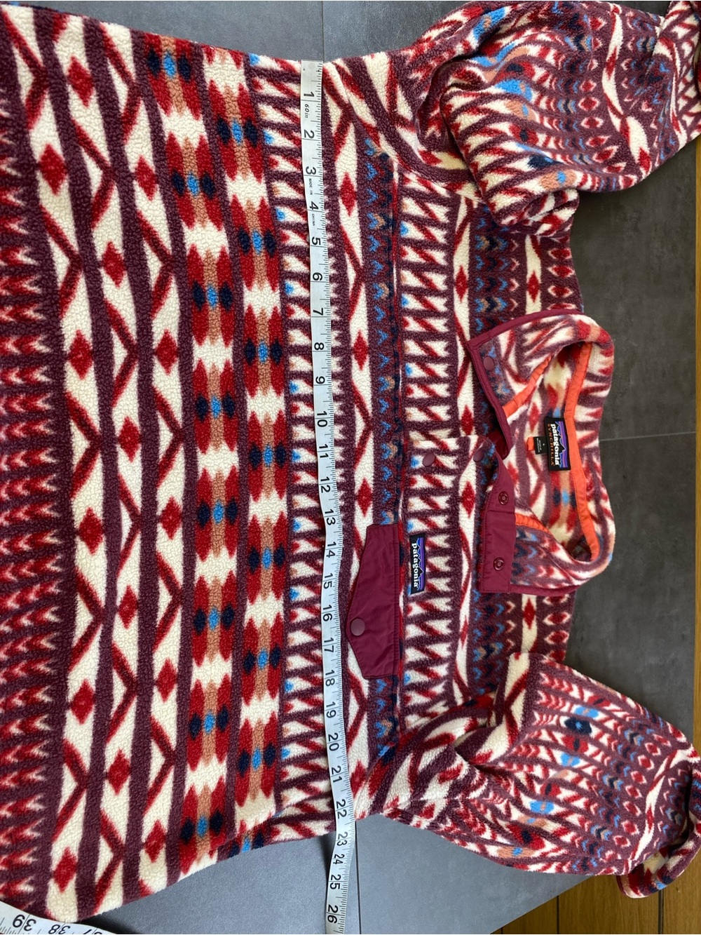 Patagonia Women’s Snap T Fleece Dark Currant Aztec Pullover size Large - Picture 4 of 6